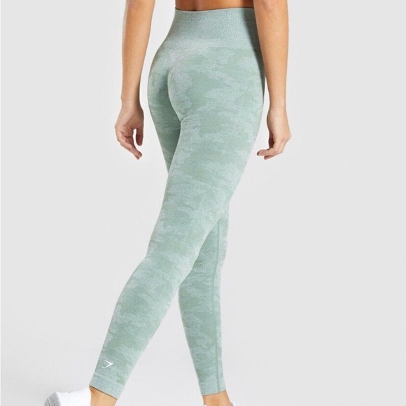Gymshark Camo Leggings - Picture 4 of 8